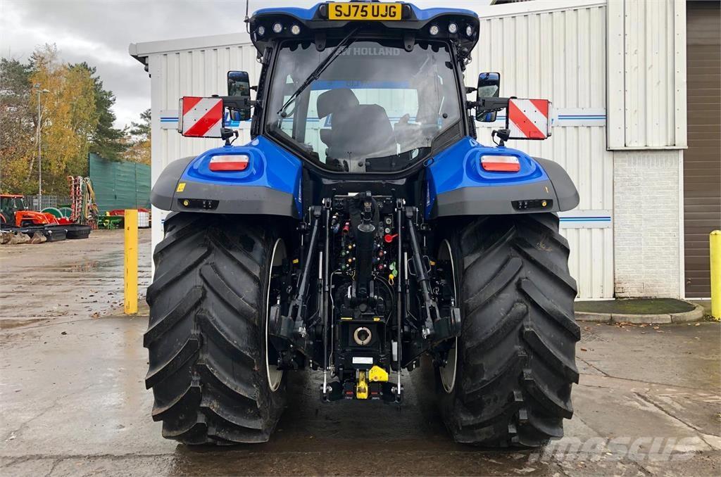 New Holland T7.245 Traktoren