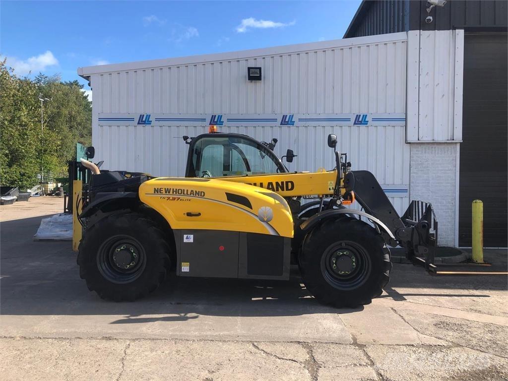 New Holland TH7.37 Teleskoplader