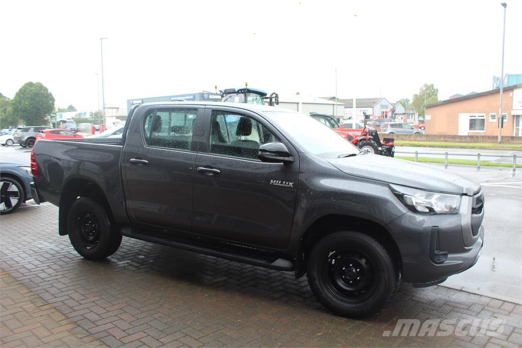 Toyota Hilux Pickup/Pritschenwagen