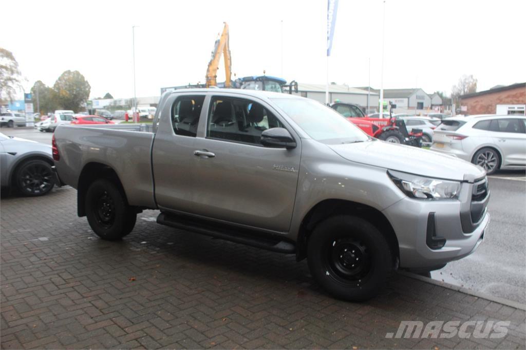 Toyota Hilux Pickup/Pritschenwagen