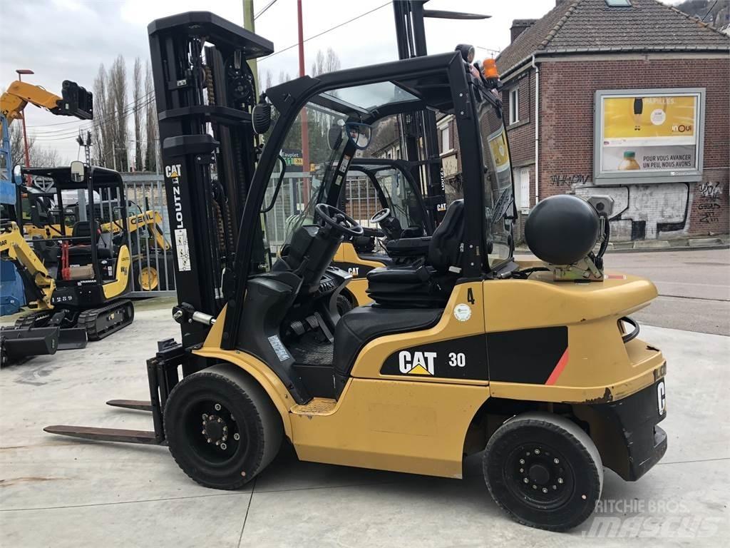 CAT GP30N Andere Gabelstapler