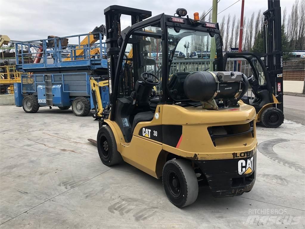 CAT GP30N Andere Gabelstapler