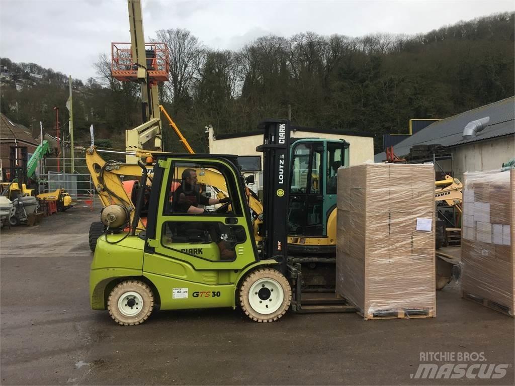 Clark GTS30L Andere Gabelstapler