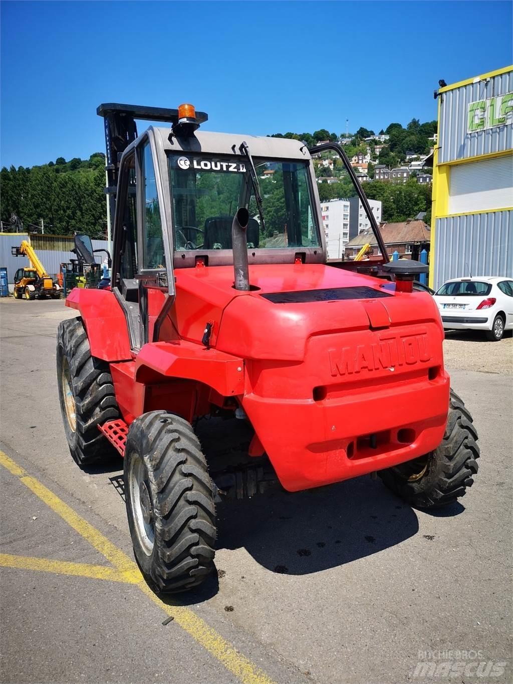 Manitou M26-4 Geländestapler