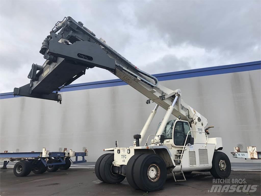 Terex TFC45 Reach-Stacker