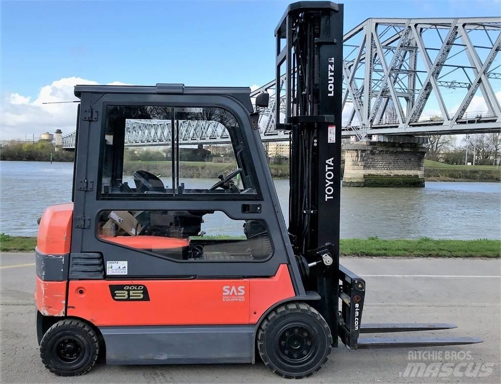 Toyota 7BMF35 Andere Gabelstapler
