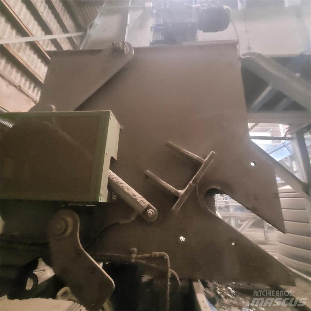 DGM 40 Schredder