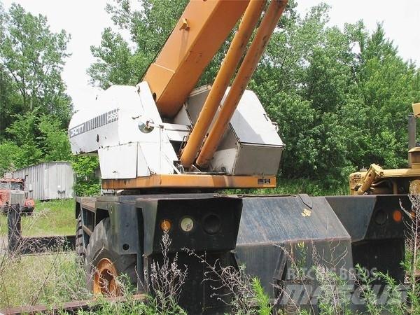 Drott 2500 All-Terrain-Krane