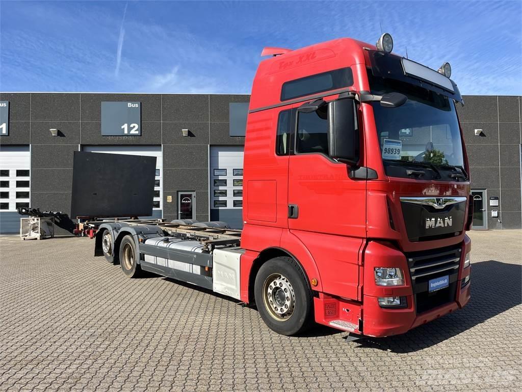 MAN TGX 26.500 6x2 Containerwagen