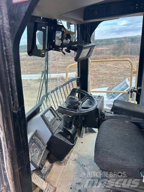 CAT 836G Sonstige Baumaschinen