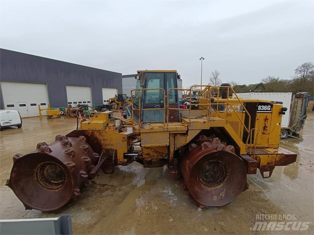CAT 836G Sonstige Baumaschinen