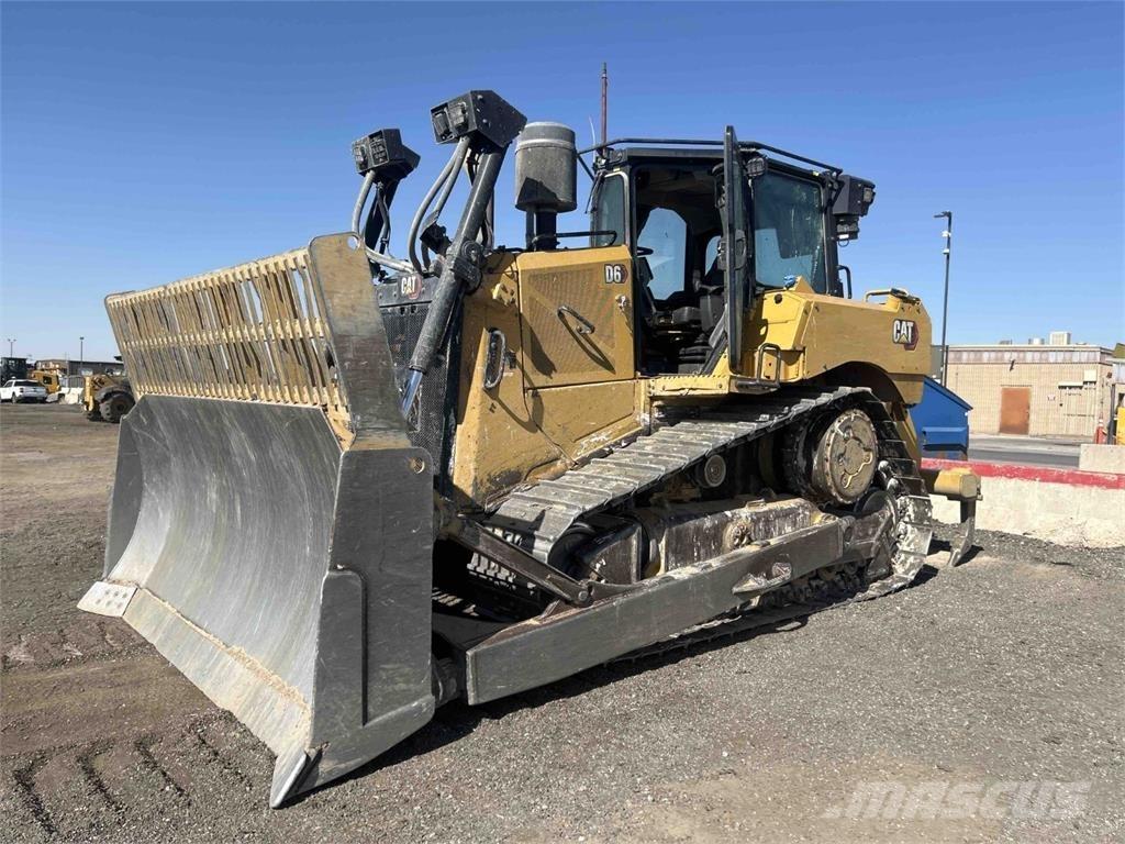 CAT D6 Bulldozer