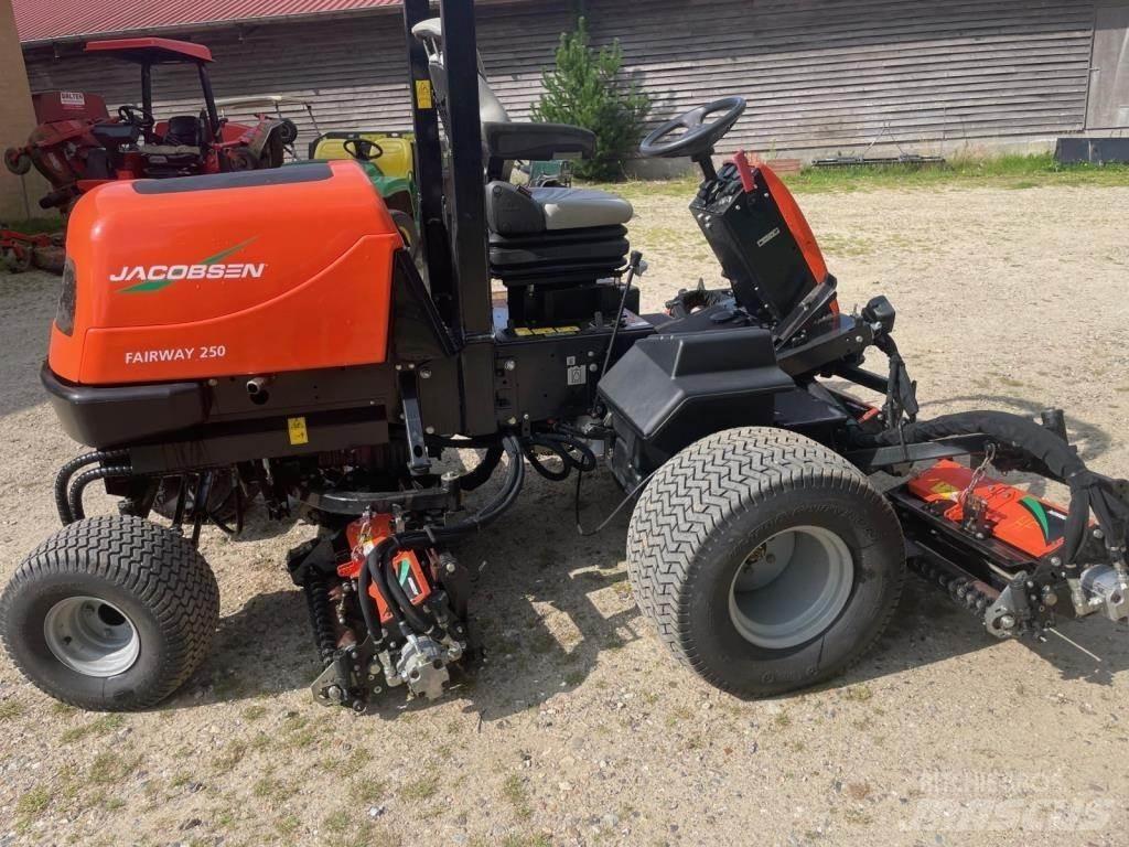Jacobsen FAIRWAY 250 Reitermäher
