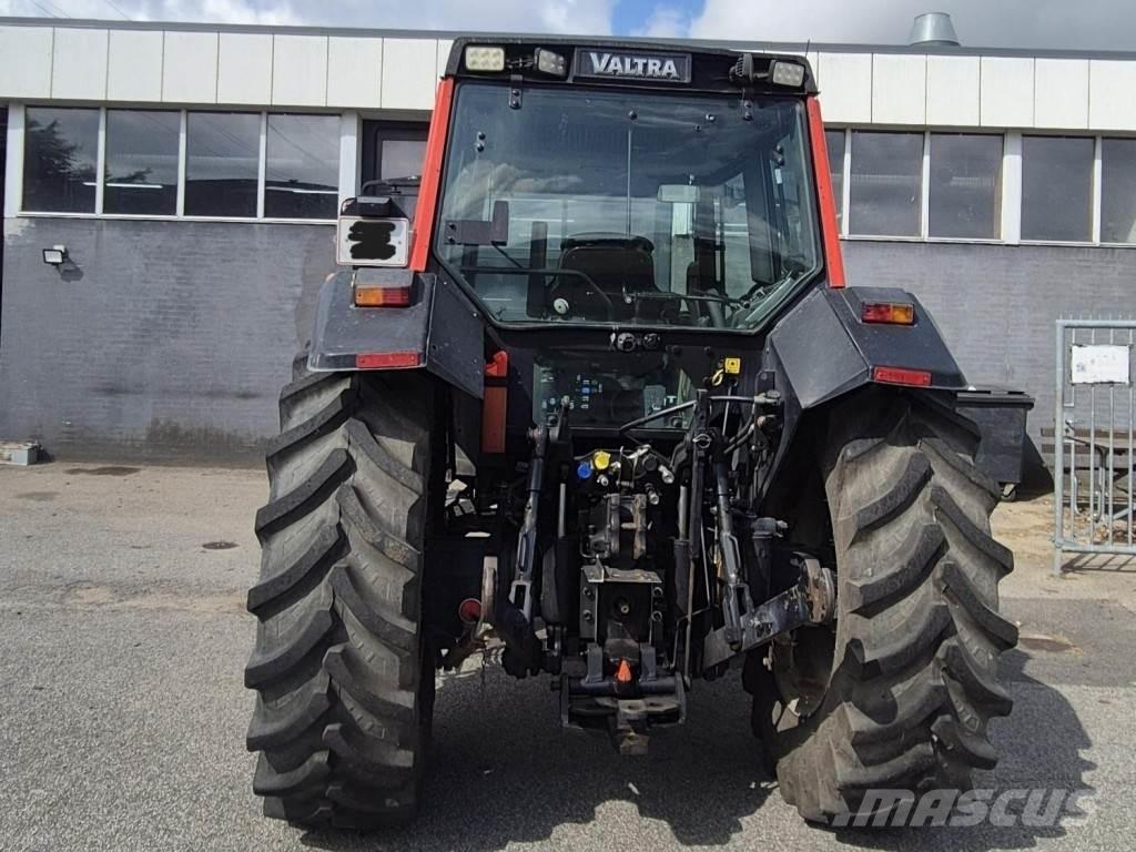 Valmet 6750 Traktoren
