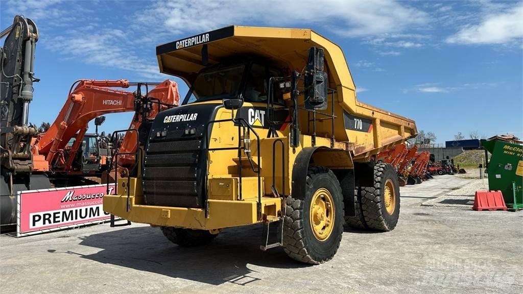 CAT 770 Minidumper