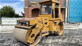 CAT CB-424 Erdbauwalzen