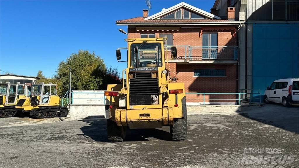 CAT IT28B Radlader