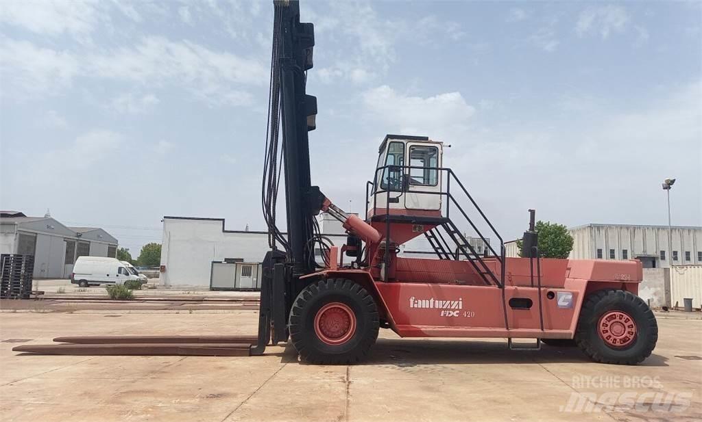Fantuzzi FDC420 Dieselstapler