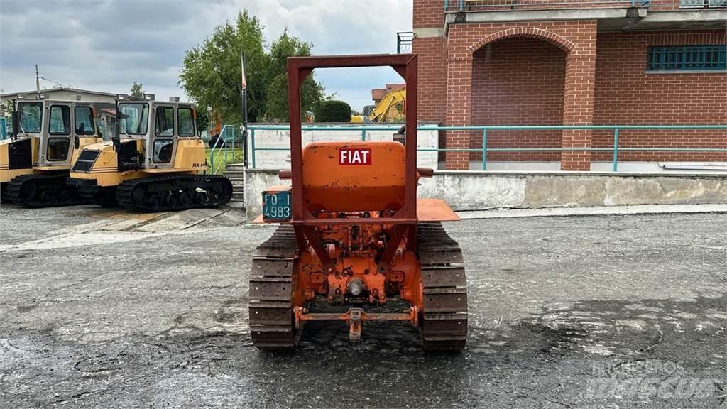 Fiat 312R Schneeschilde und -pflüge