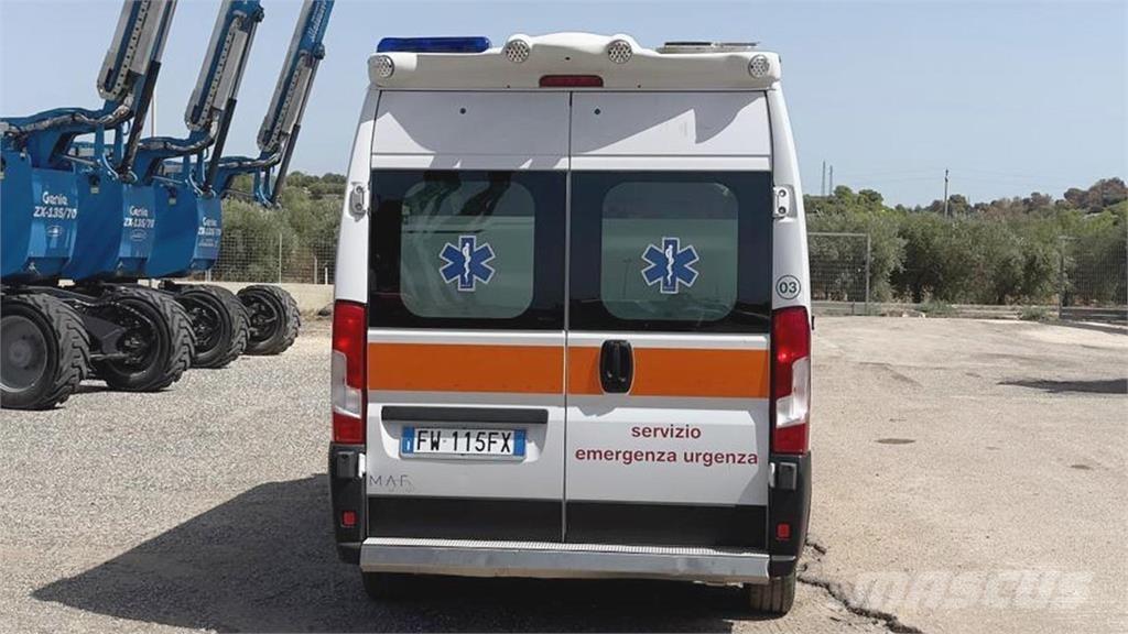Fiat DUCATO AMBULANZA Andere Fahrzeuge