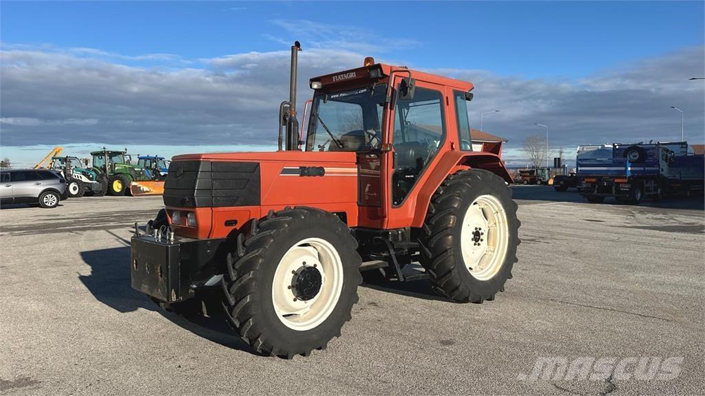 Fiat F100 DT 4X4 Schneeschilde und -pflüge