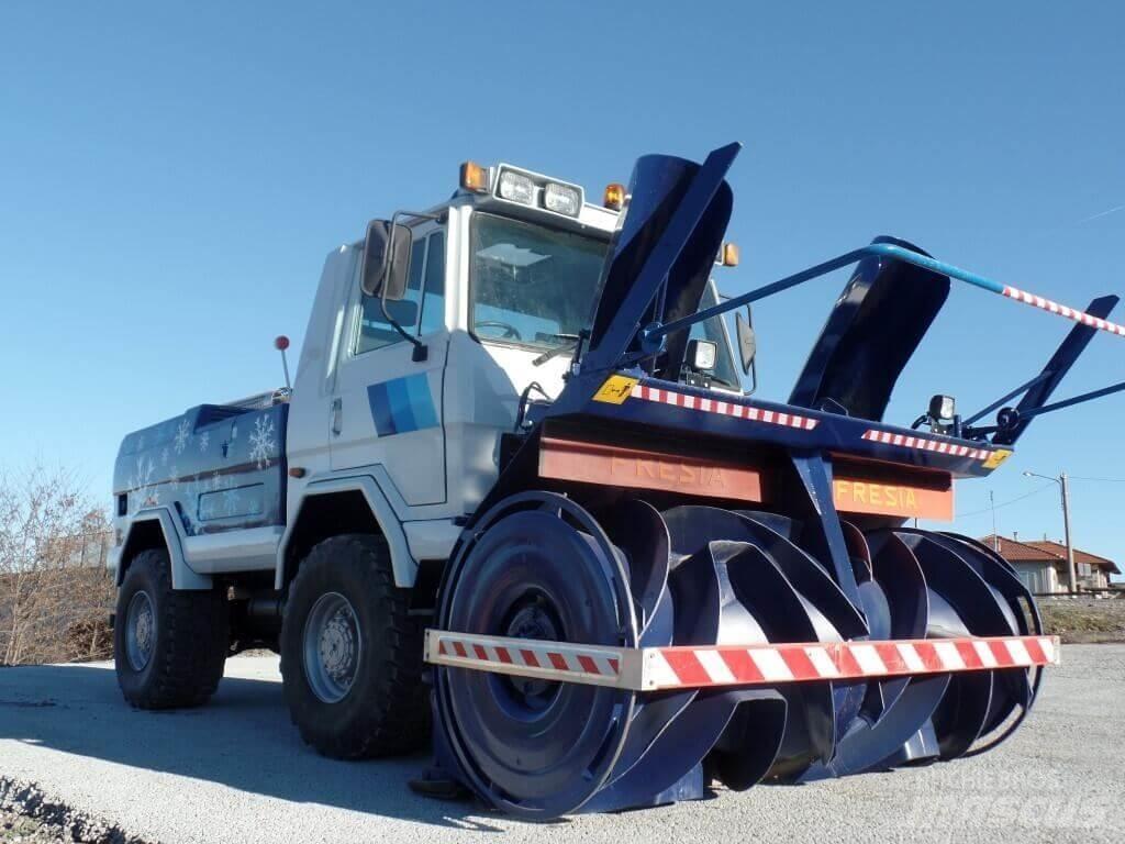  Fresia F90S Schneeschilde und -pflüge