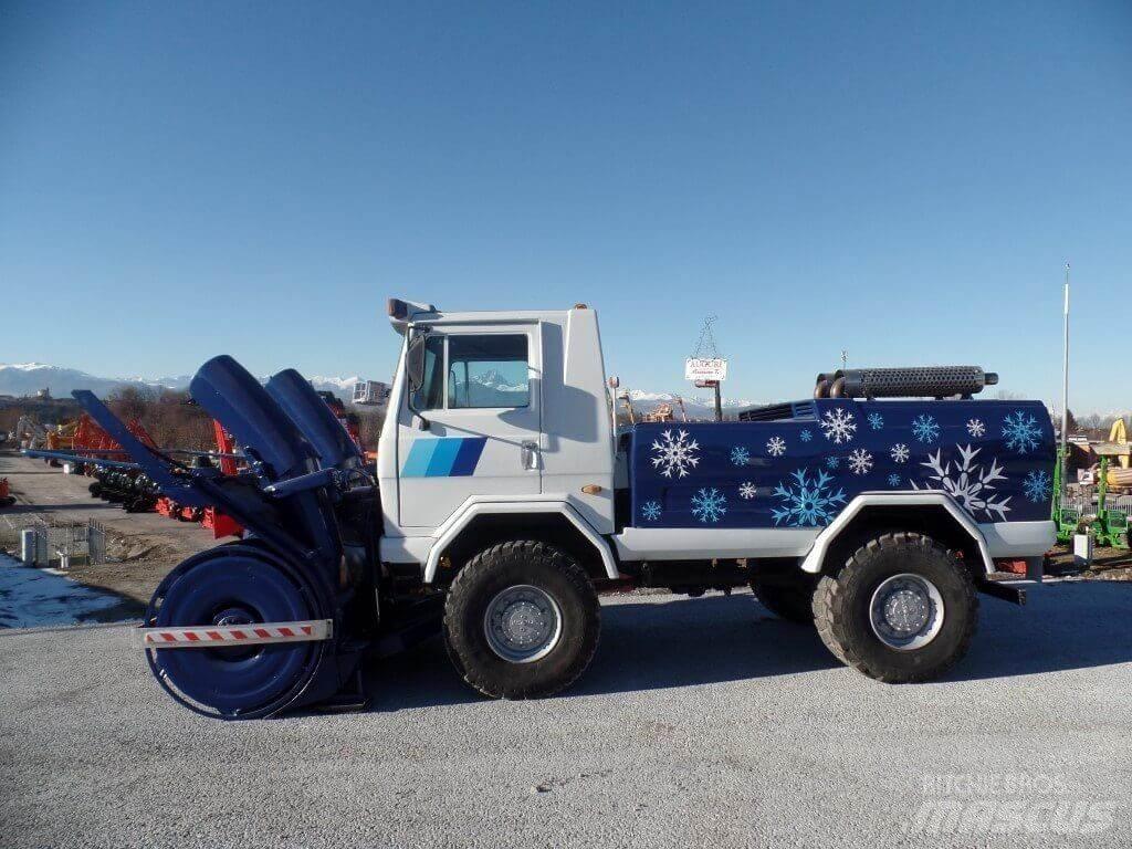  Fresia F90S Schneeschilde und -pflüge