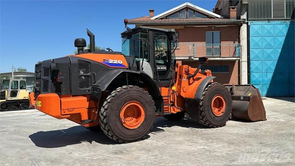 Hitachi ZW220-6 Radlader