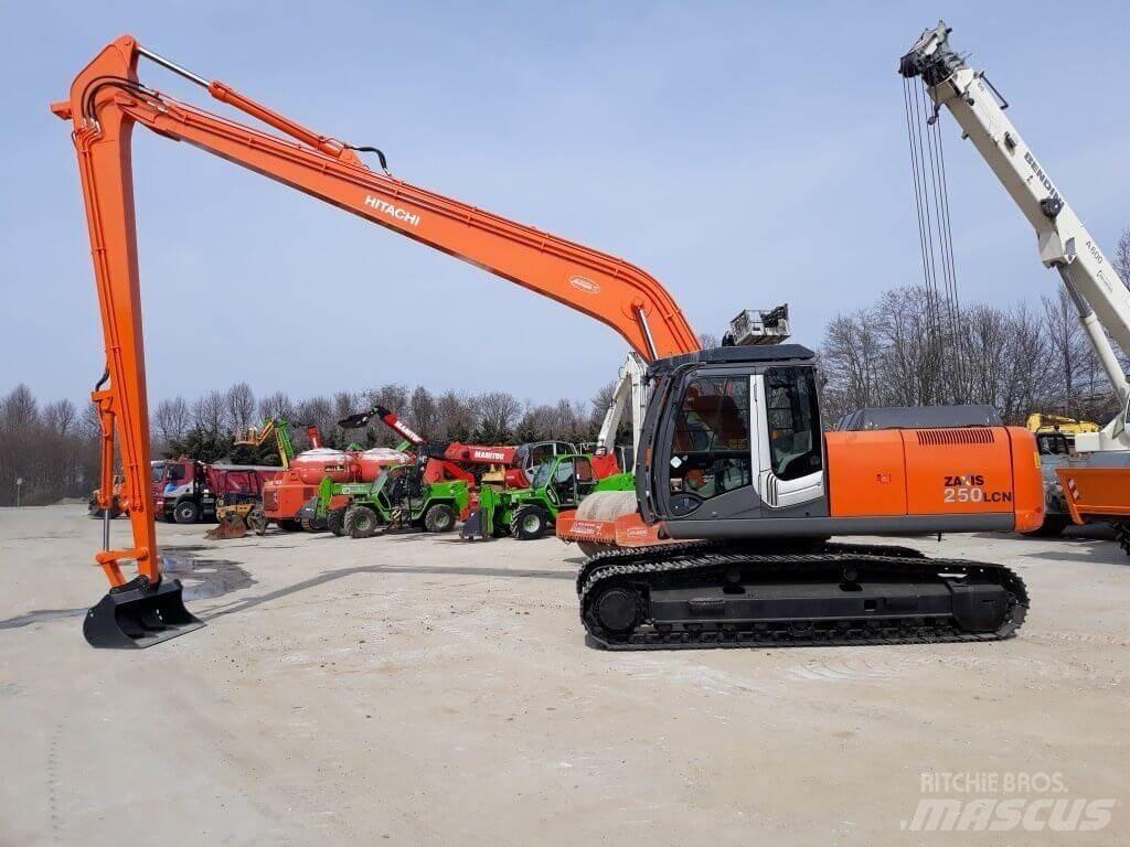 Hitachi ZX250LCN -3 SLF Raupenbagger