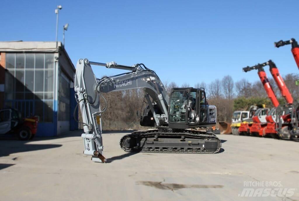 Hitachi ZX250LCN-6 Forstbagger