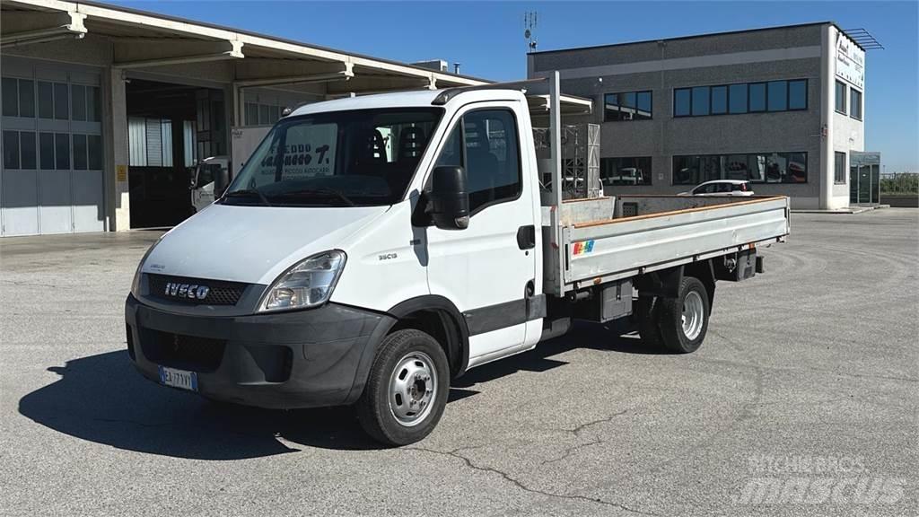 Iveco DAILY 35C13 4X2 Andere Fahrzeuge