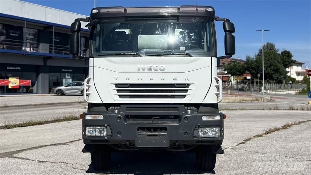Iveco Trakker 410 8X4 Betonmischer