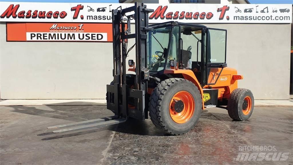 JCB 940 4x2 Geländestapler