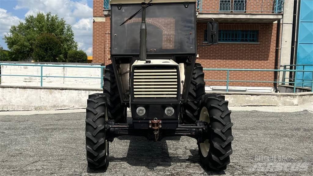Lamborghini 684 DT Schneeschilde und -pflüge