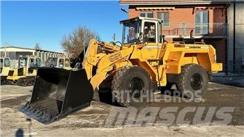 Liebherr L 551 Radlader