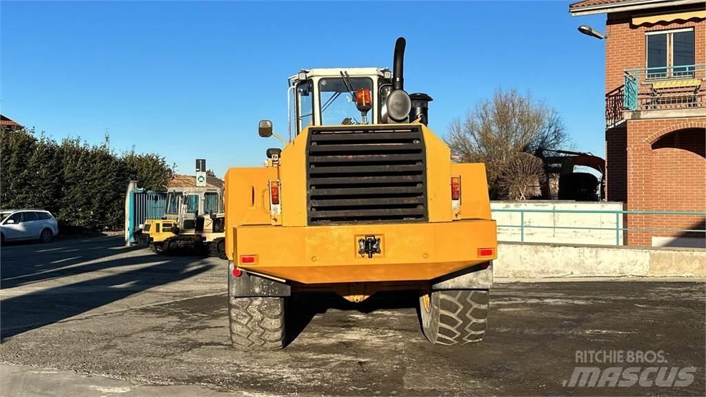 Liebherr L 551 Radlader