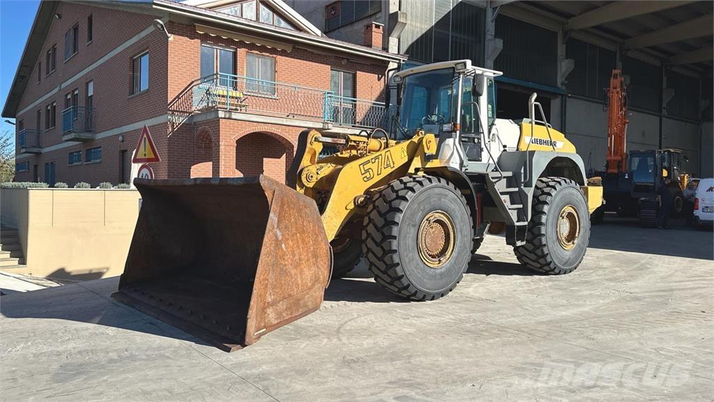 Liebherr L574 Radlader