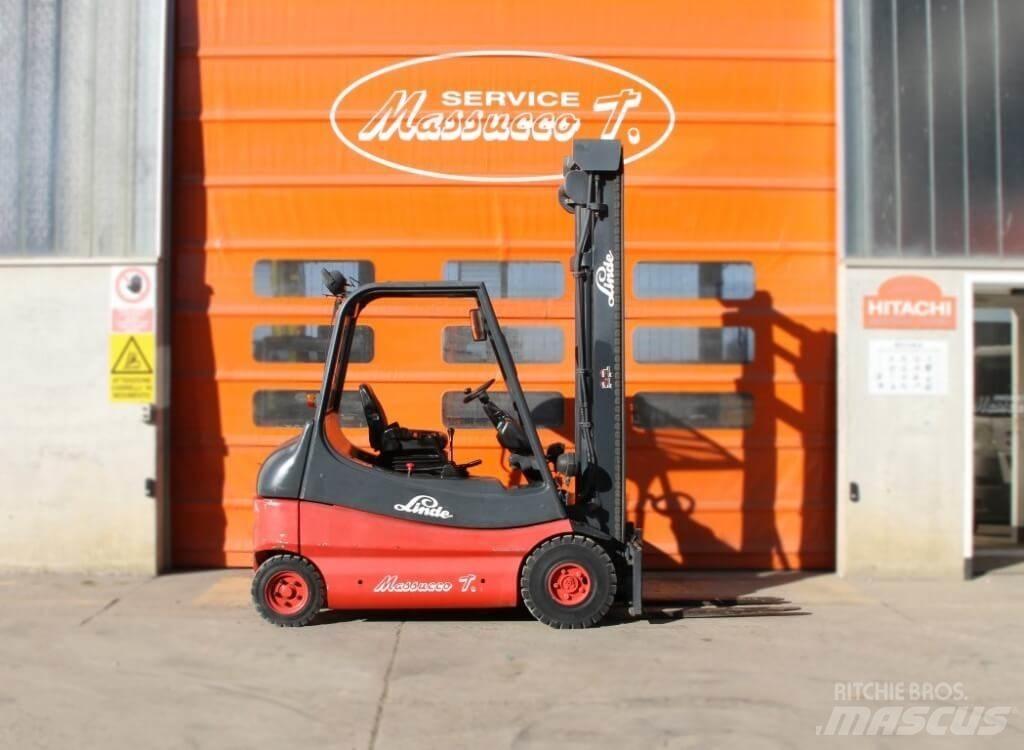 Linde E25-01 Elektrostapler
