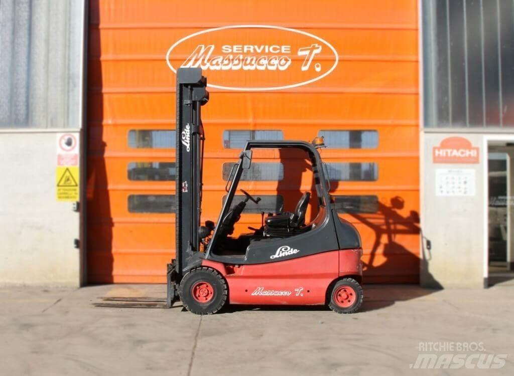 Linde E25-01 Elektrostapler