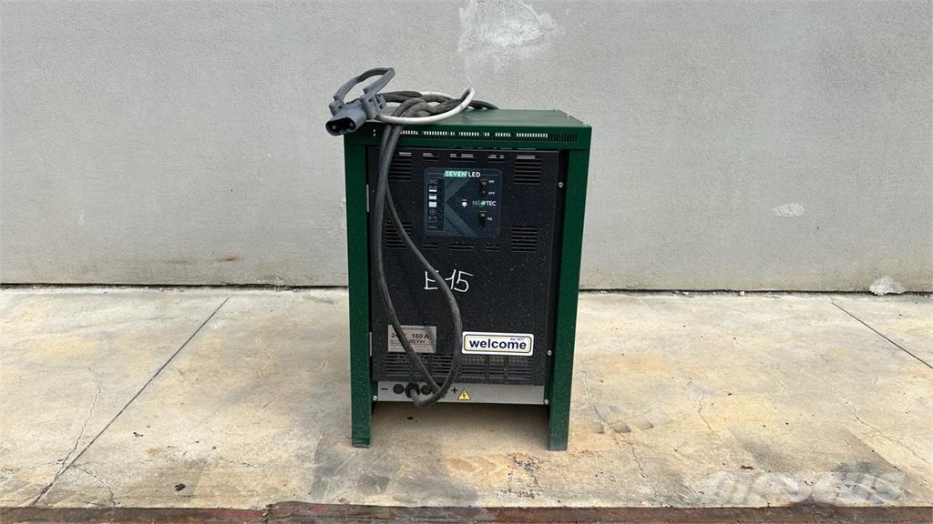 Linde E30 L Elektrostapler