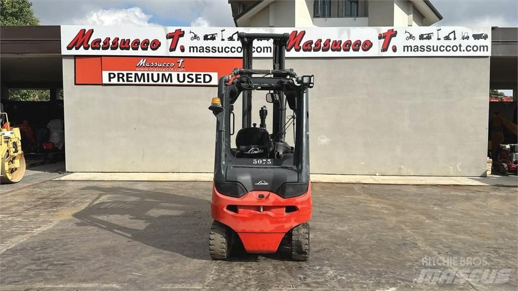 Linde E30L Elektrostapler