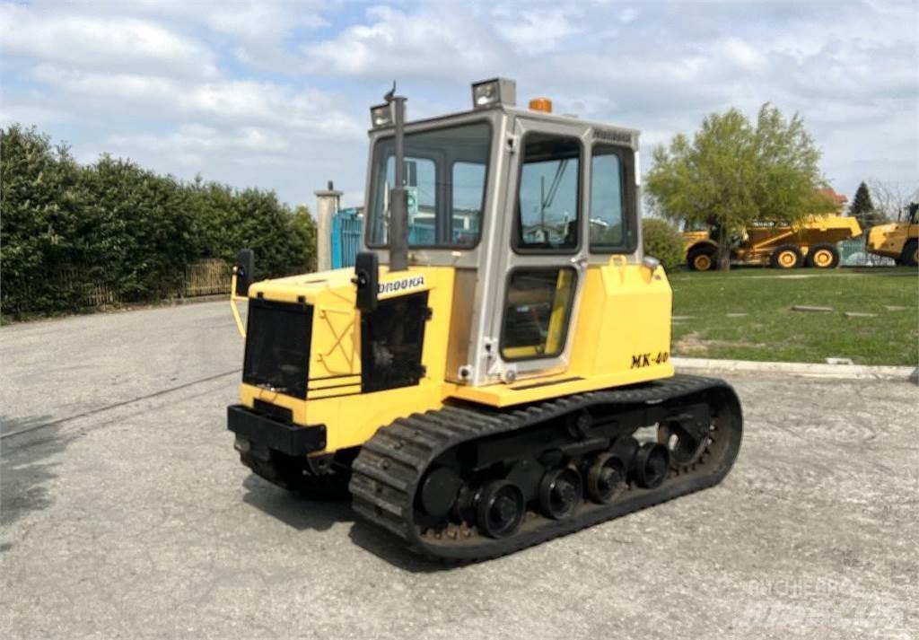 Morooka MK-40 Schneeschilde und -pflüge