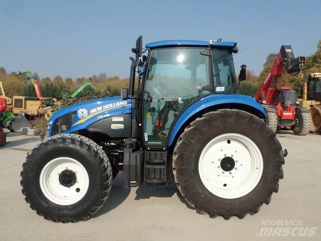 New Holland T5.115 Schneeschilde und -pflüge