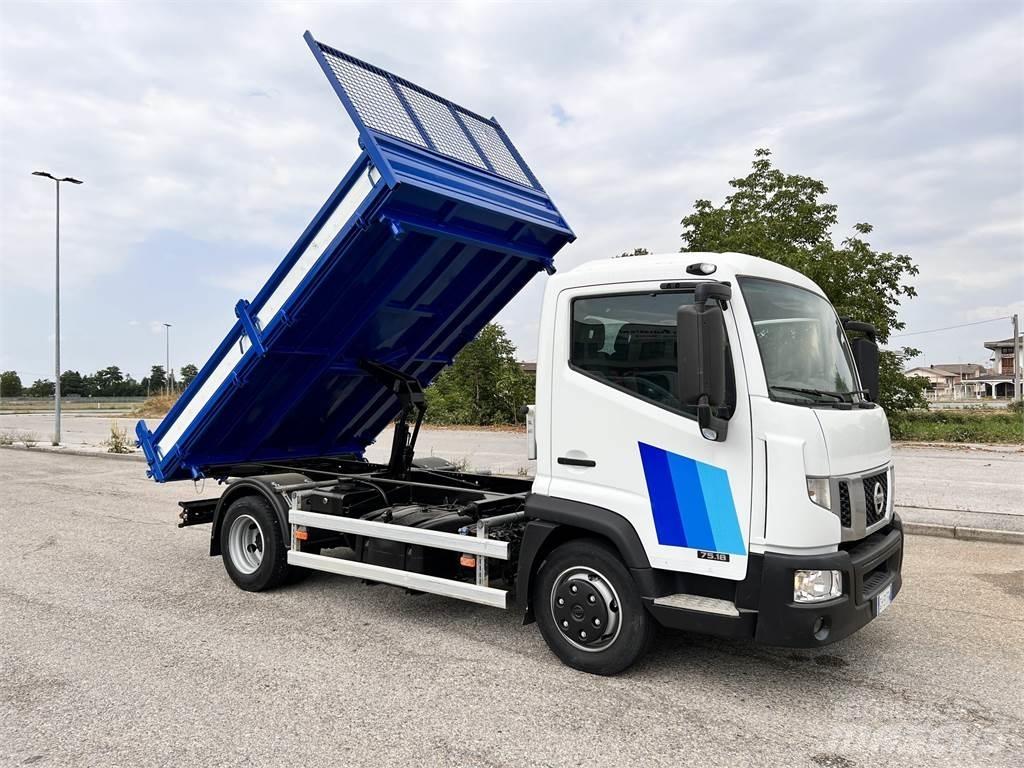 Nissan 75-18 Andere Fahrzeuge