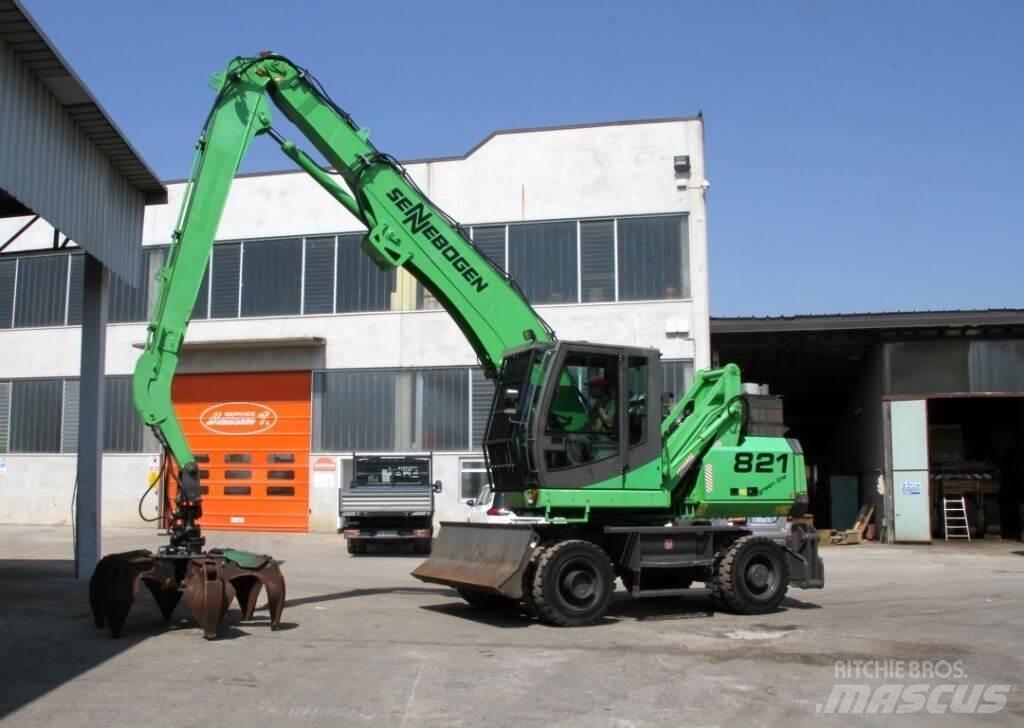 Sennebogen 821 Mobilbagger