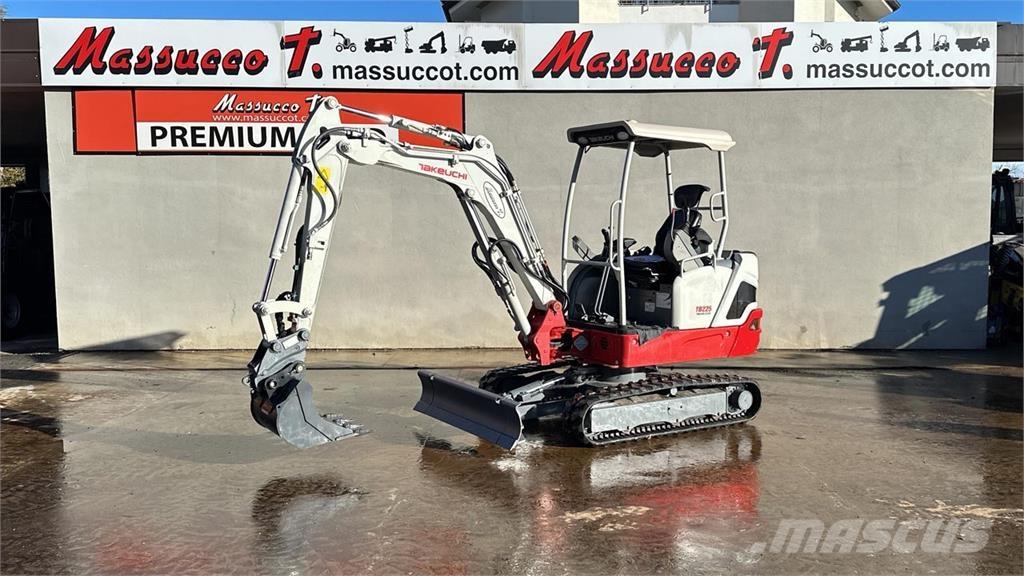 Takeuchi TB225 Minibagger < 7t