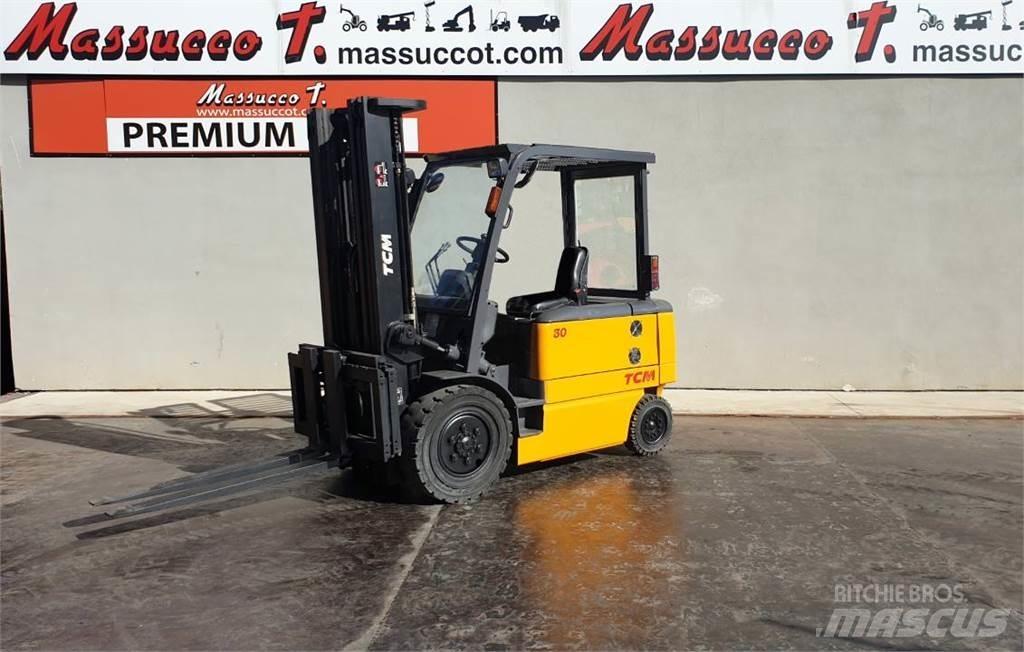TCM FHB 30-6 Elektrostapler