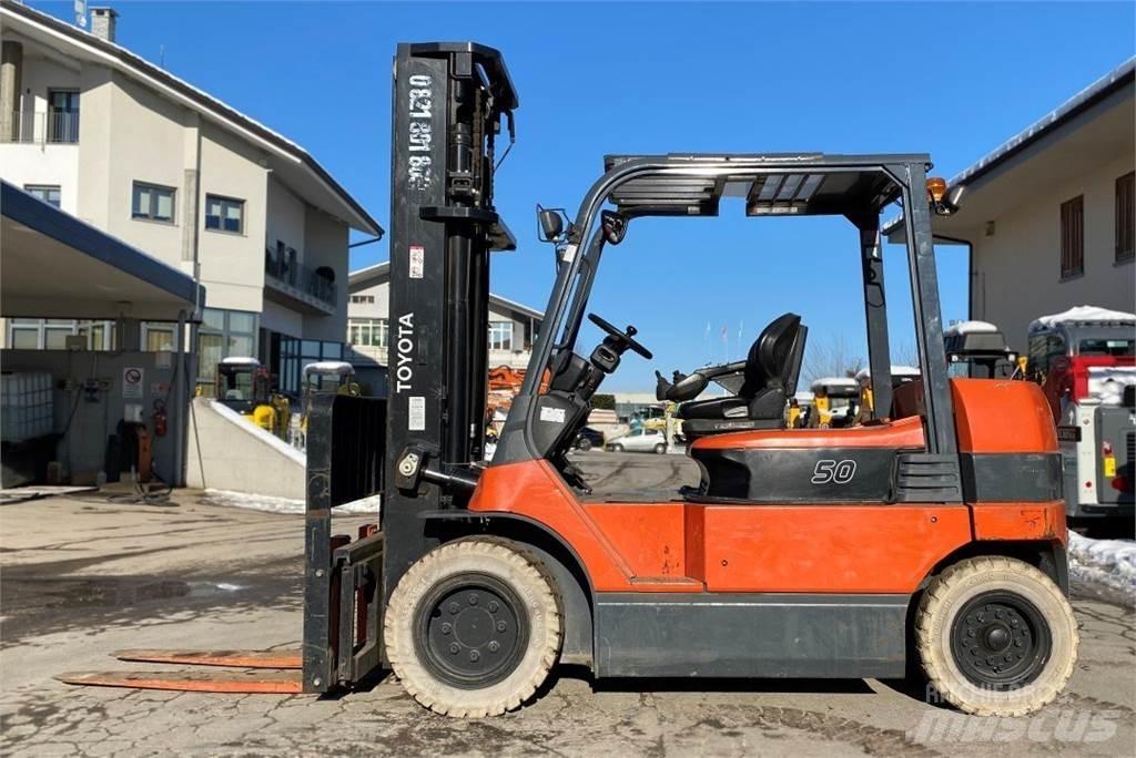 Toyota 7FBMF50 Elektrostapler