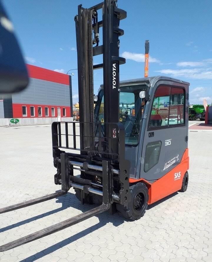 Toyota 8FBMT30 Elektrostapler