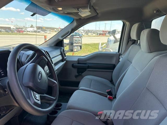 Ford F450 XL 4x2 Kofferaufbau